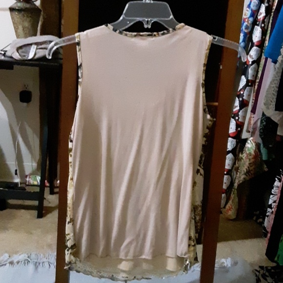 Top - Picture 3 of 5